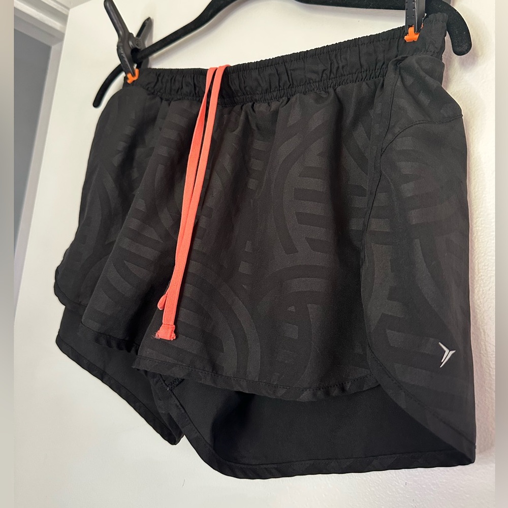 Old Navy Black Athletic Shorts w/ Coral Drawstring (M)